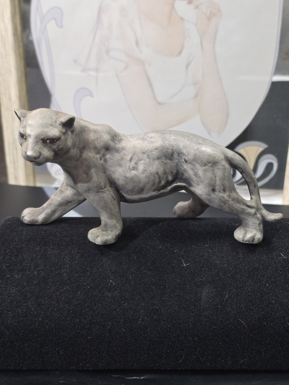 Vintage Mount St. Helens Ash Gray Cougar Figurine Decorative Accent